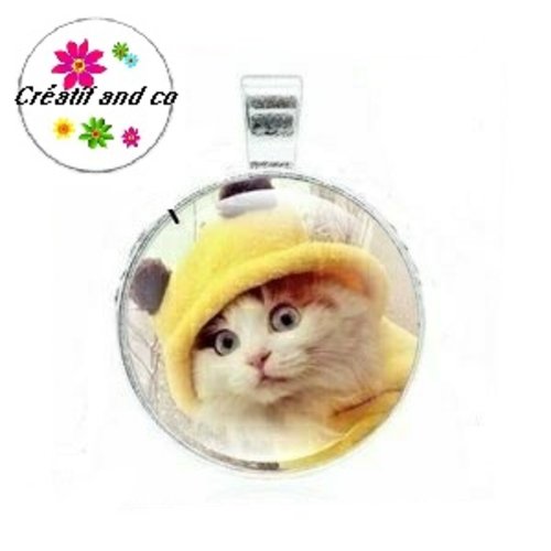 Grand pendentif chat et son bonnet 25mm