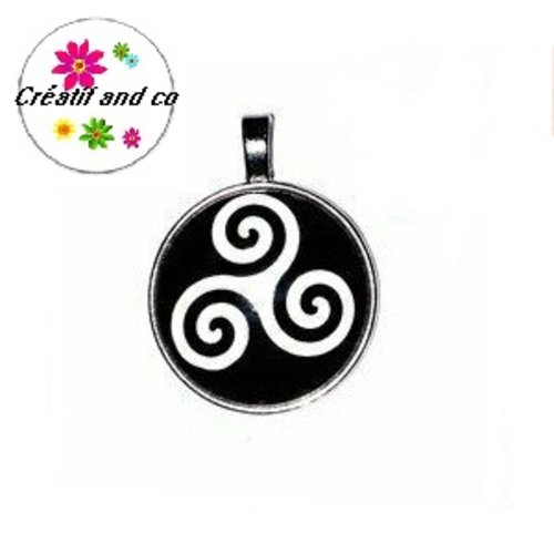 Grand pendentif triskell 25mm