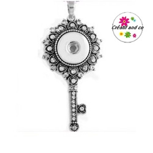 Collier grande clé strass pour bouton pression
