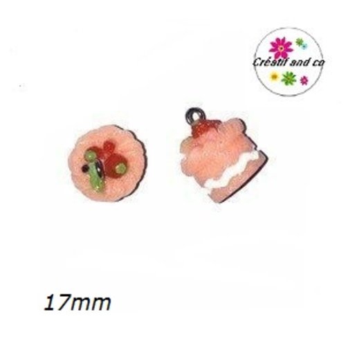 Breloque gâteau à la fraise