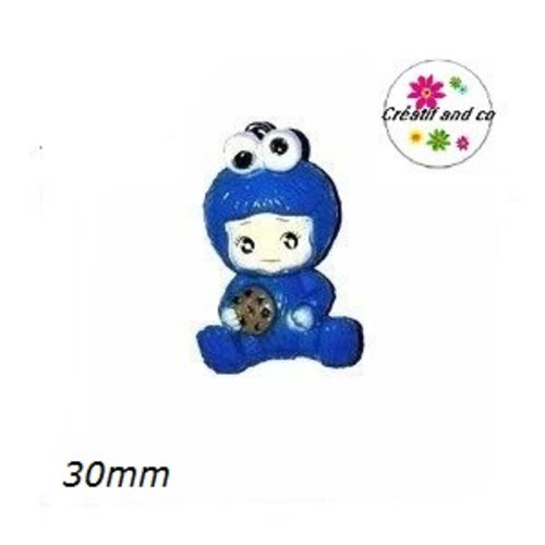 Breloque personnage bleu assis 30mm