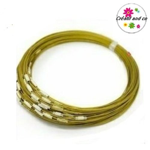 Tour du cou câble doré semi rigide fermoir à vis