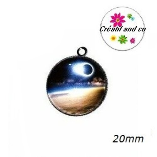 Pendentif cabochon lunaire 20mm