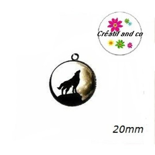Pendentif cabochon loup sur la colline 20mm