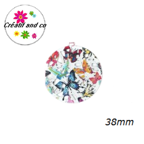 Breloque filigrane cercle motif papillon 38mm