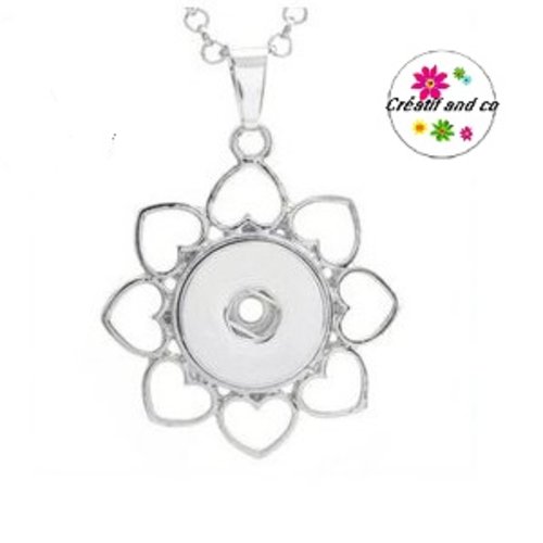 Collier forme fleur pour bouton pression