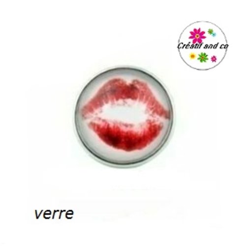 Bouton pression  kiss rouge