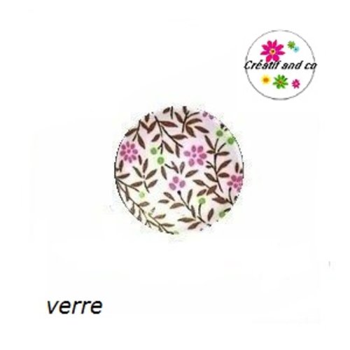 Bouton pression fleur fuchsia fond blanc