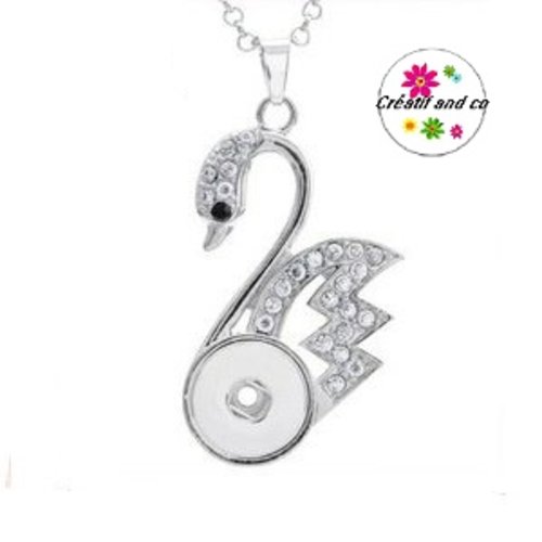 Collier pendentif grand cygne strassé pour bouton pression