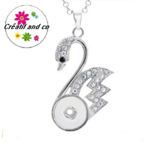 Collier pendentif grand cygne strassé pour bouton pression