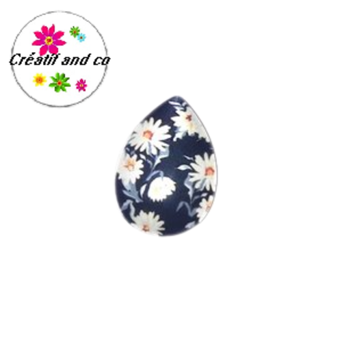 Cabochon goutte pâquerettes blanches 18x25mm
