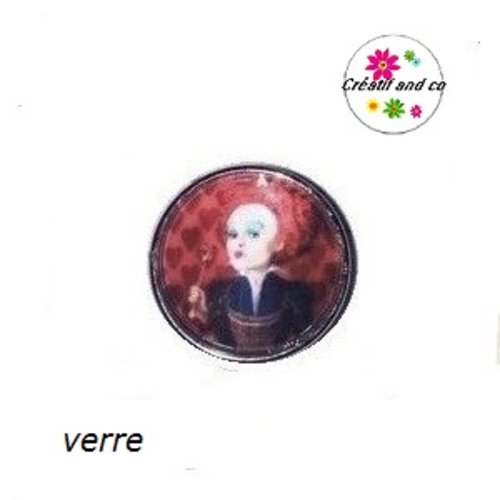 Bouton pression la reine rouge dans alice