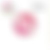 X2 cabochons fleur blanche fond fuchsia 16mm