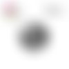 X2 cabochons noirs et blancs 16mm