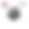 X2 cabochons noirs et blancs 16mm