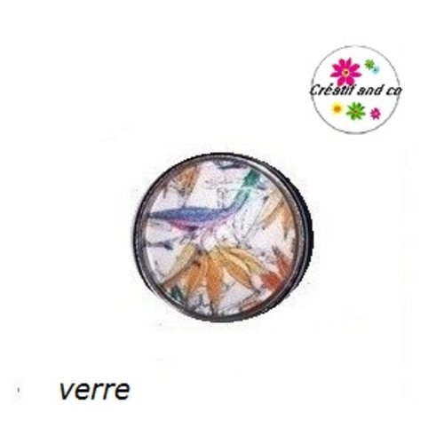 Bouton pression feuilles tropicales et oiseaux