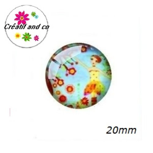 Cabochon fille dans champ fleuri  20mm