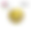 X2 cabochons feuille blanche fond jaune 16mm