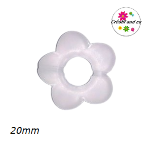 Perle fleur blanche givrée 20mm