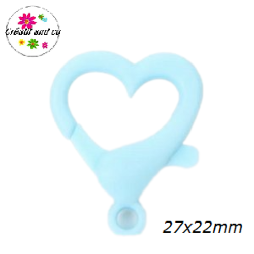 Mousqueton forme coeur bleu clair  plastique 27x22mm
