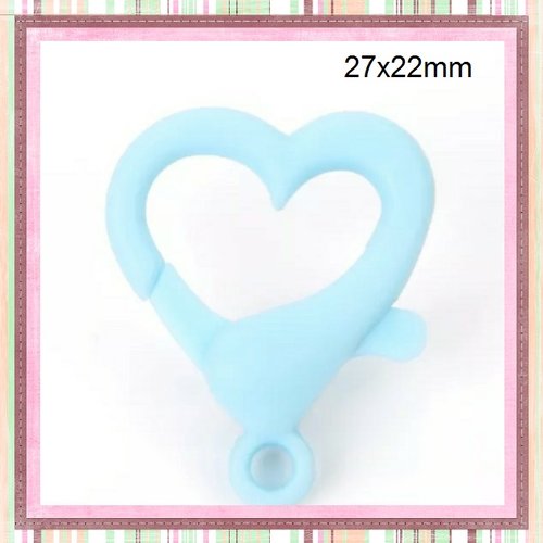 Mousqueton forme coeur bleu clair  plastique 27x22mm
