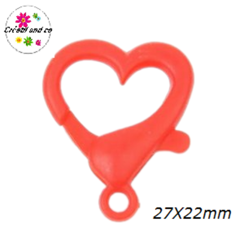 Mousqueton forme coeur rouge plastique 27x22mm