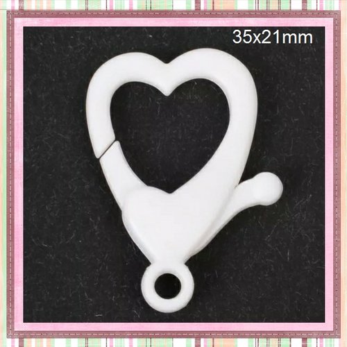 Mousqueton forme coeur blanc plastique 35x21mm