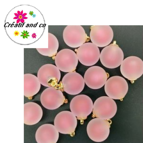 Pendentif boule acrylique givrée rose 16mm