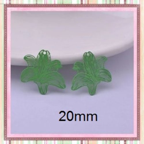 Breloque estampe fleur de lys vert 20mm