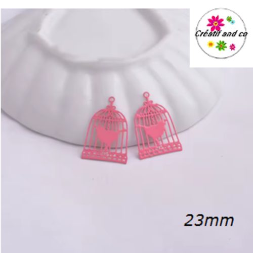 Breloque estampe cage et son oiseau vieux rose 23mm