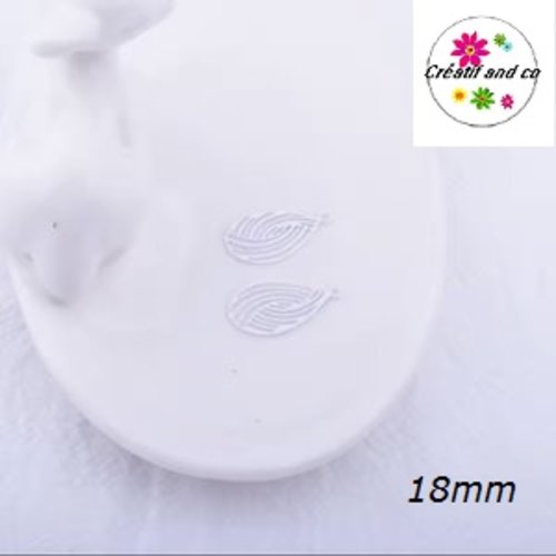Breloque estampe goutte d'eau blanche 18mm
