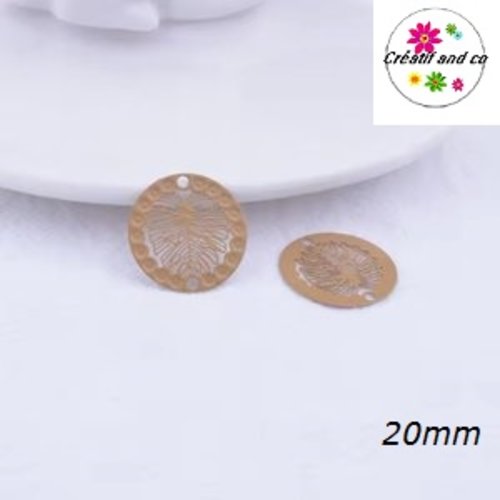 Connecteur estampe cercle motif feuille de montera caramel 20mm