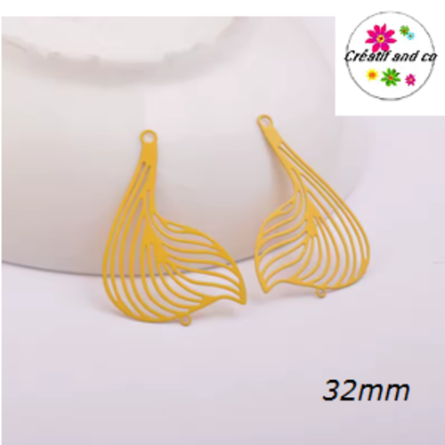 Connecteur estampe grande feuille jaune 32mm