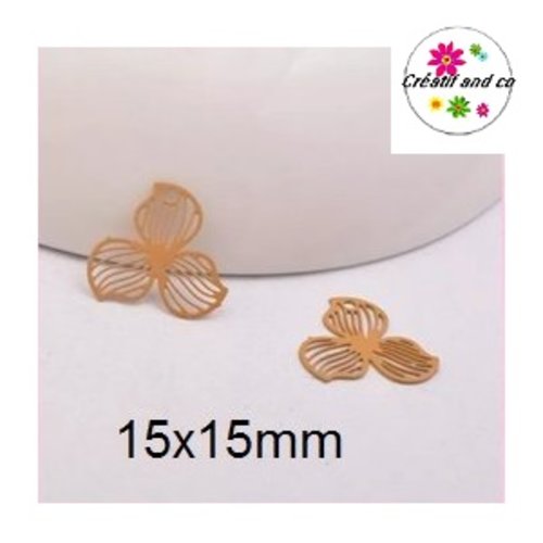 Breloque estampe trèfle marron caramel 15mm