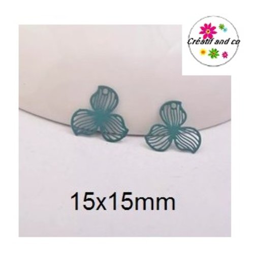 Breloque estampe trèfle vert foncé 15mm