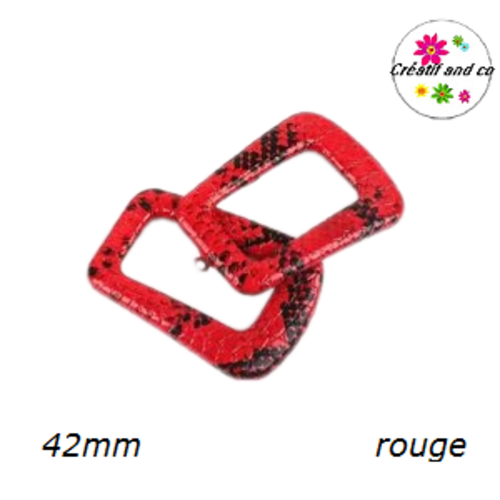 Pendentif rectangle simili cuir rouge 42mm