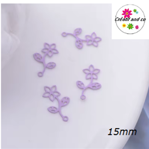 Breloque estampe fleur parme 15mm