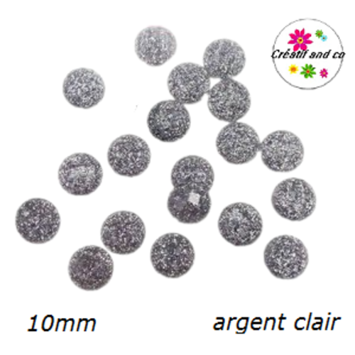 X2 cabochons argent clair à facette résine 10mm