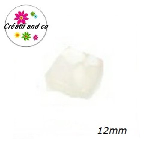 X2 cabochons carrés blancs irisés résine 12mm