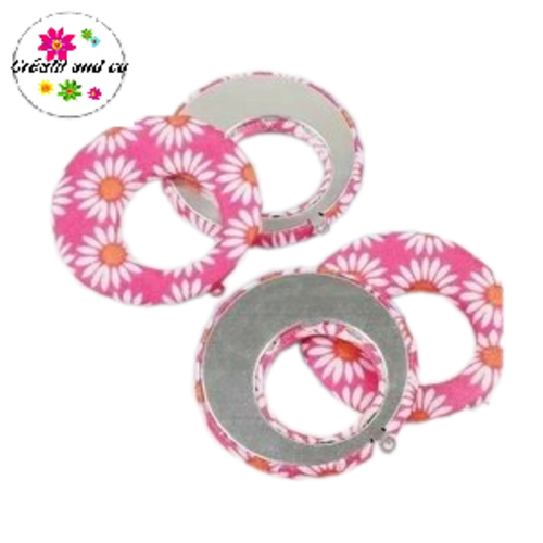 Pendentif cercle tissu fuchsia fleuri 40mm