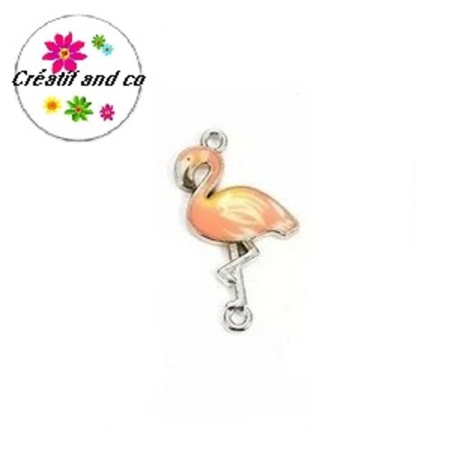 Connecteur flamant rose pâle émail 30mm