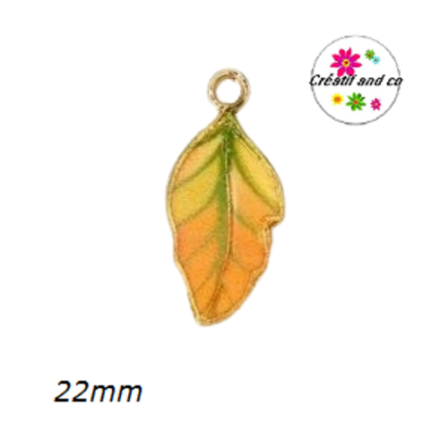 Breloque feuille vert/marron émail 22mm
