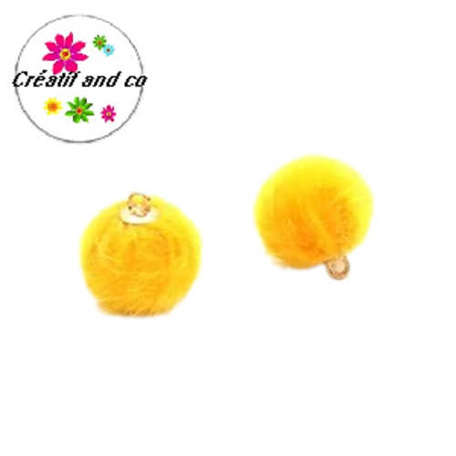 Pendentif synthétique boule de poil moutarde 18mm