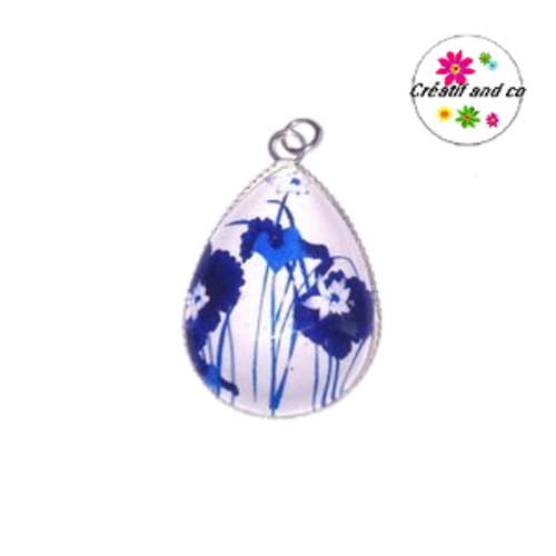 Pendentif cabochon goutte fleurs bleues