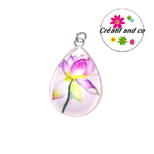 Pendentif cabochon goutte fleurie