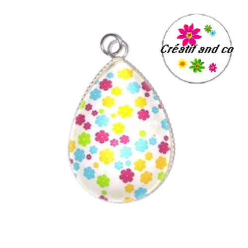 Pendentif cabochon goutte en verre petites fleurs colorées