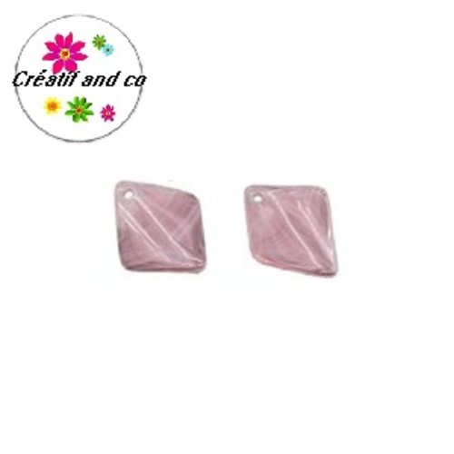 X2 perles acrylique forme diamant rose 30mm