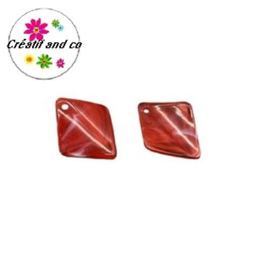 X2 perles acrylique forme diamant rouge 30mm