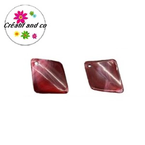 X2 perles acrylique forme diamant rouge foncé 30mm