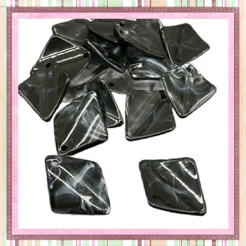 X2 perles acrylique forme diamant noir  30mm